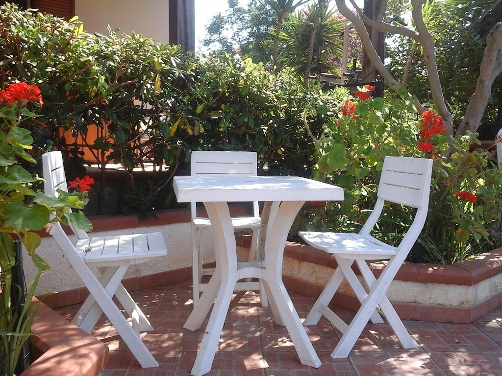 Nonnasara Bed And Breakfast Valderice Exterior photo